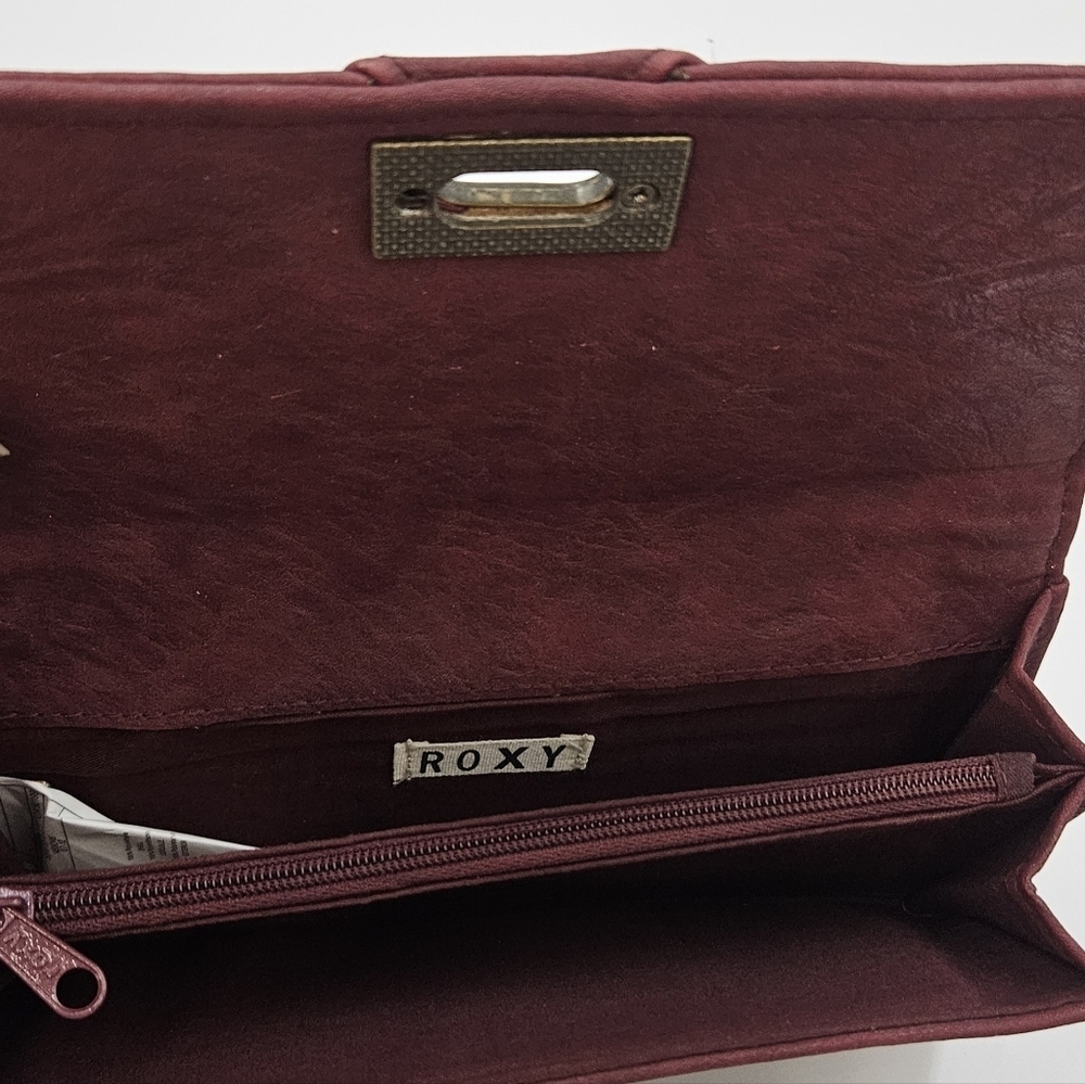 Roxy Wallet - Picture 6 of 6